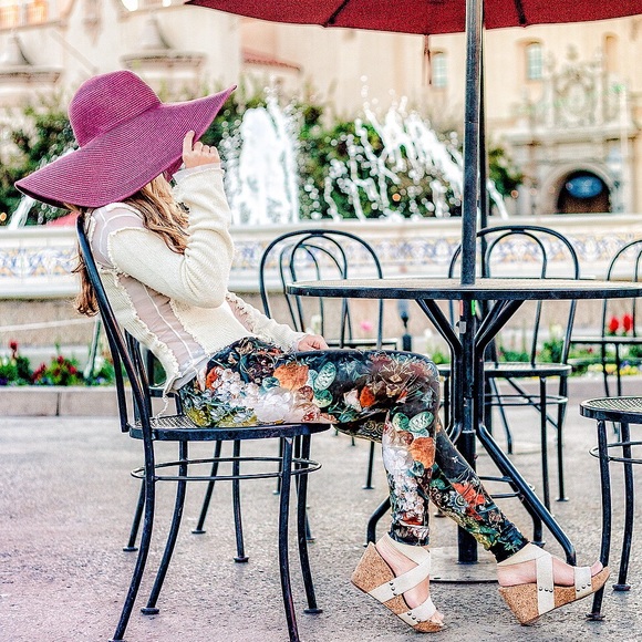 NEW! The Best Leggings/Yoga Pants EVER - Picture 8 of 8